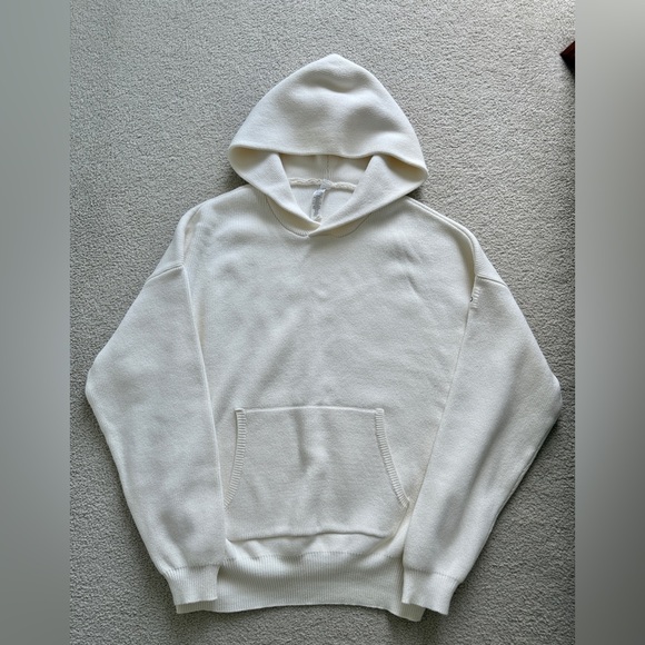 Alo Yoga Scholar Hooded Sweater – Ivory, Size M - Picture 4 of 6